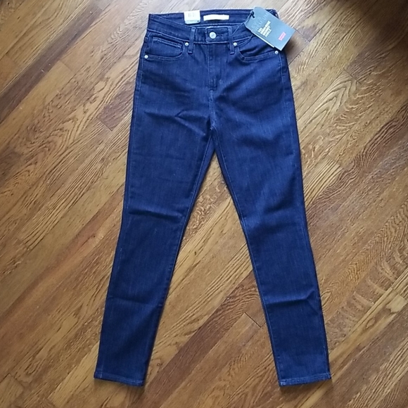 Women's Levi's High Rise Skinny Ankle Jeans - Picture 2 of 6